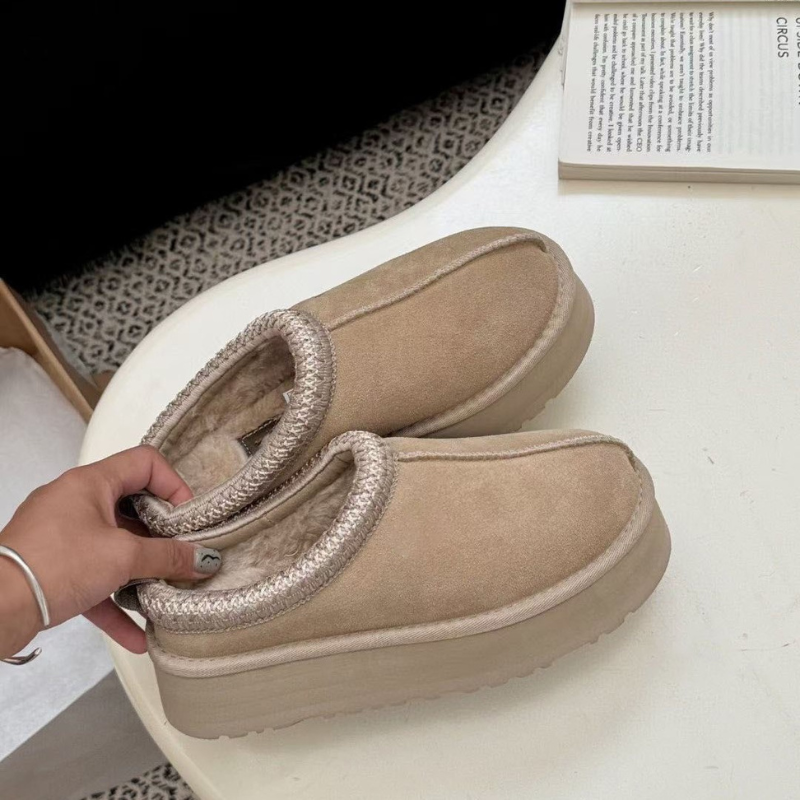 Ethnic Style Winter Slippers with Real Wool Lining